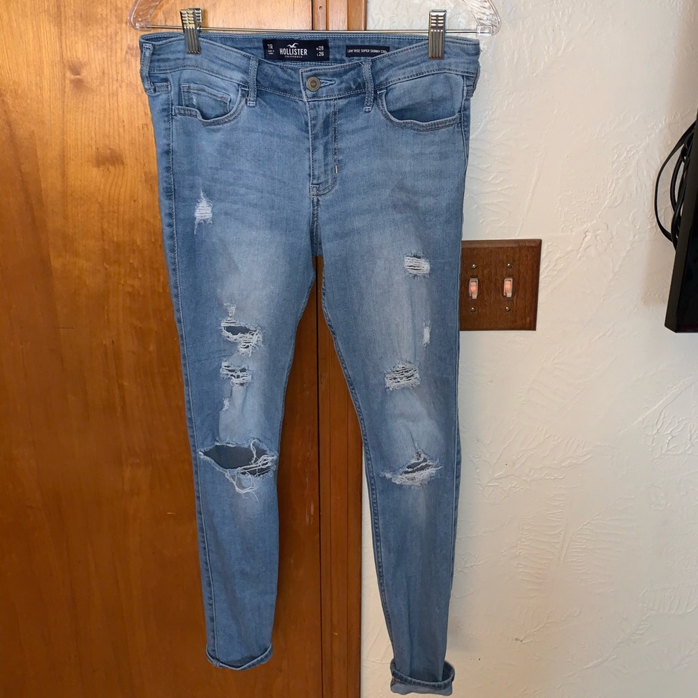 hollister ripped jeans
